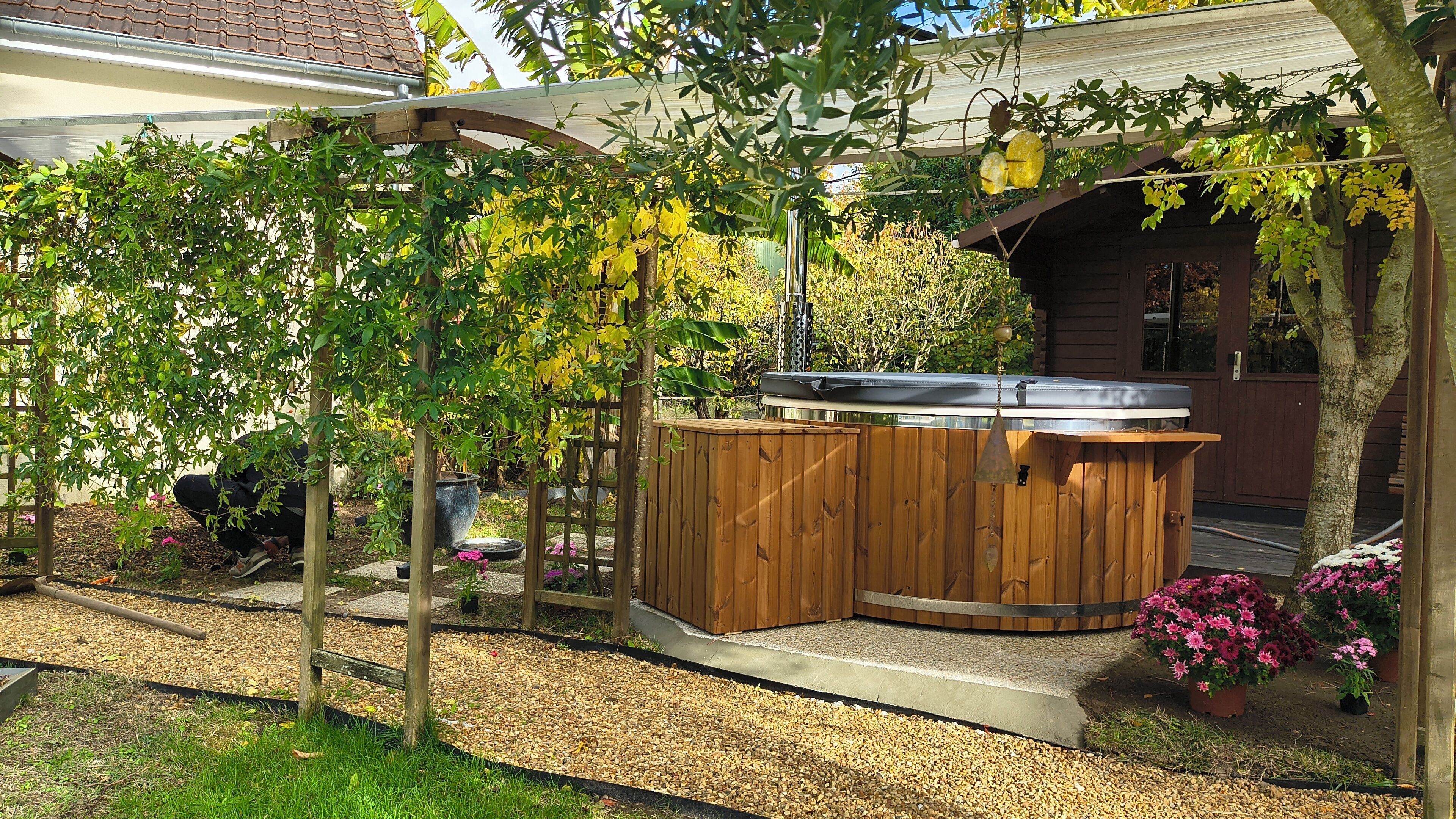 Bain à remous extérieur