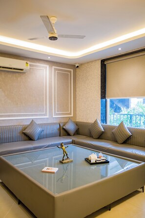 Interior - Versace Farms 5 BHK With Pvt Pool (Noida)