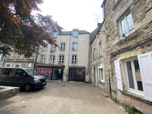 Exterior - Apartment "Les Moulins - Studio 1" with Balcony and Wi-Fi (Cherbourg en Cotentin)