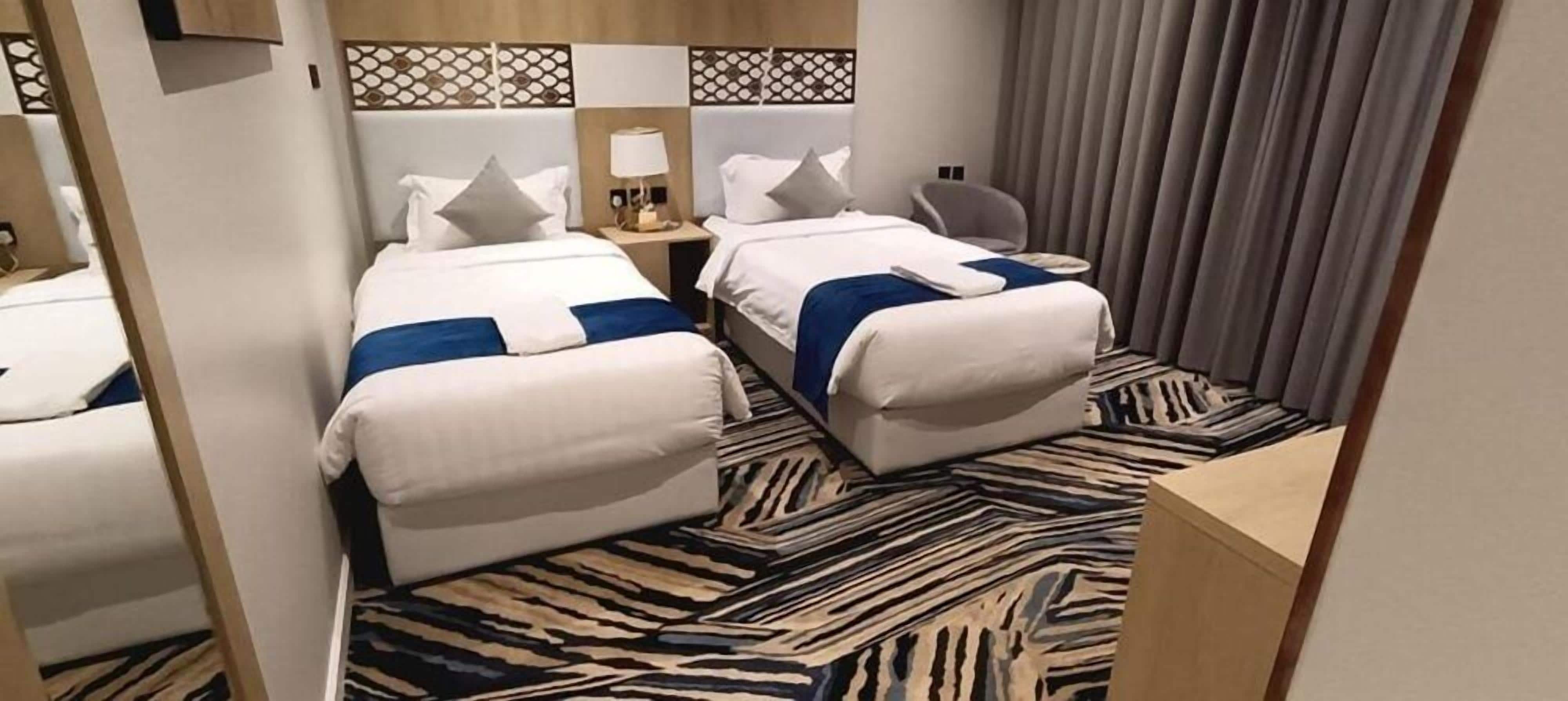 Twin Room | In-room safe, soundproofing, iron/ironing board, free WiFi