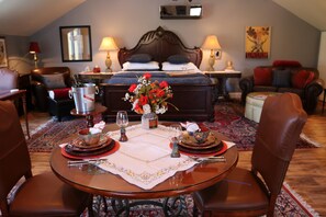 Iron/ironing board, Internet, bed sheets