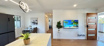 Wake up to Mountain Vista|3BR Light-filled Cottage