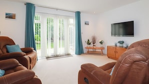 Unclassified image, 5 of 27, button - Blissful Ocean Breeze (Perranporth)