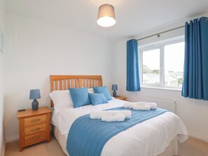 3 habitaciones, decoración personalizada y muebles diferentes 