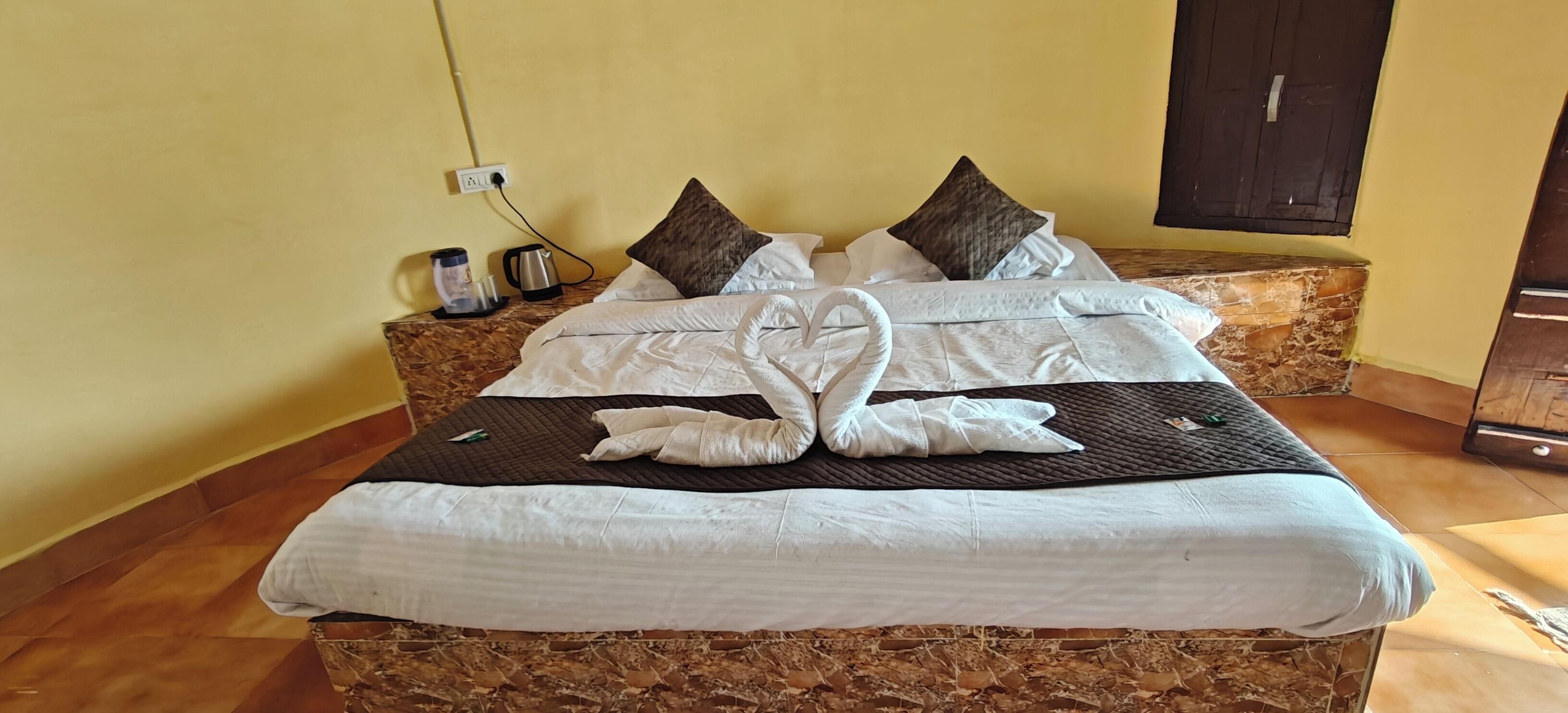 Familiekamer, 1 slaapkamer, uitzicht op resort | Donzen dekbedden, gratis wifi