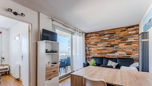 Unclassified image, 2 of 12, button - Arcachon Aiguillon: 2-Bedroom with Balconies and Parking (Arcachon)