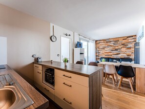 Interior - Arcachon Aiguillon: 2-Bedroom with Balconies and Parking (Arcachon)