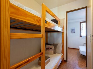 1 bedroom - Apartment for 6 near slopes with parking in Saint-Lary (Saint-Lary-Soulan)