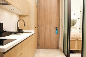 صورة غير مصنفة، 3 من 8، زرّ