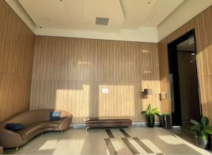 Interior - Spacious Luxury City View with Pool - Korean Town, closed by City center & SECC (Thành phố Hồ Chí Minh)