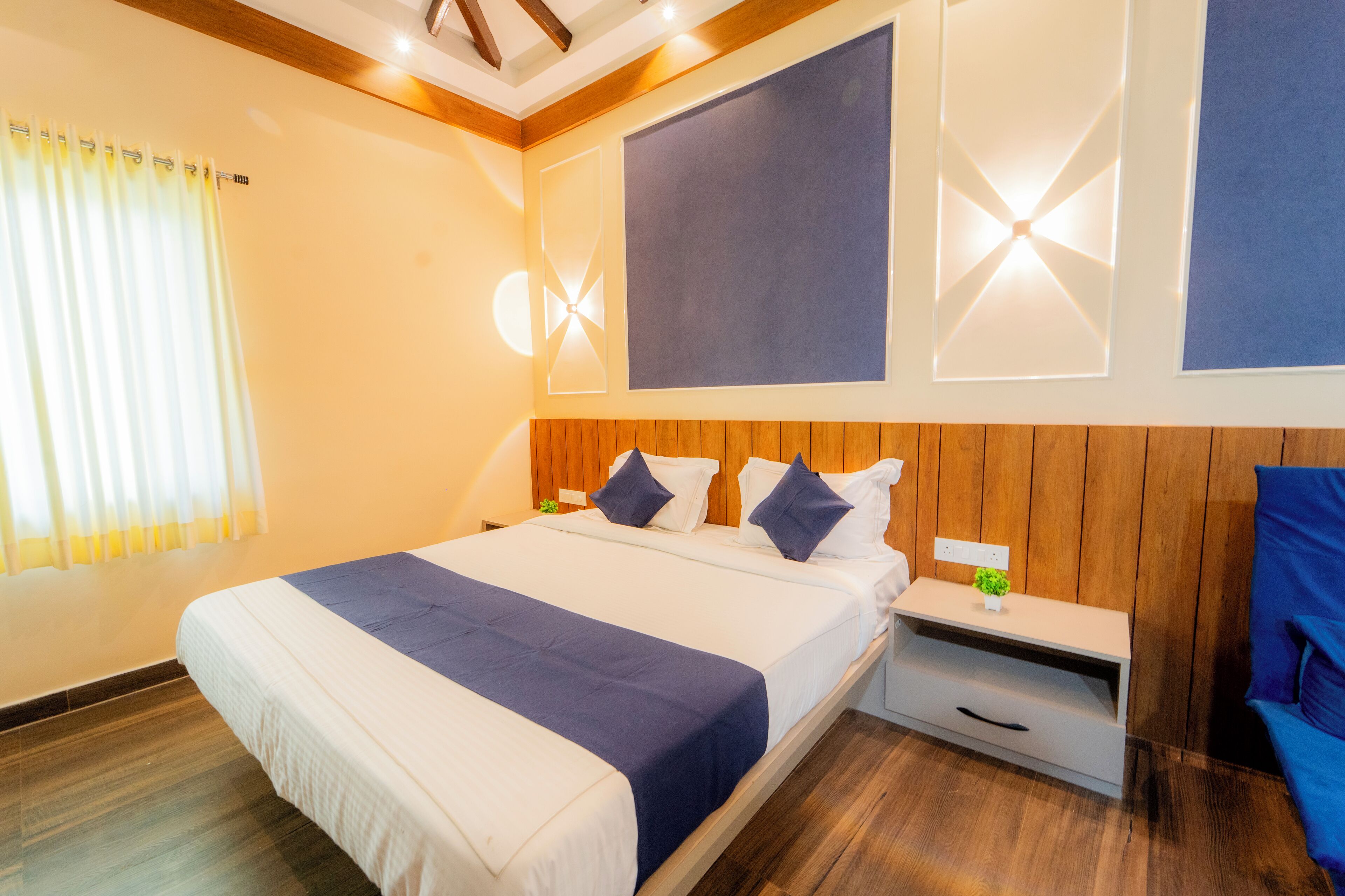 Family Double Room | Free WiFi