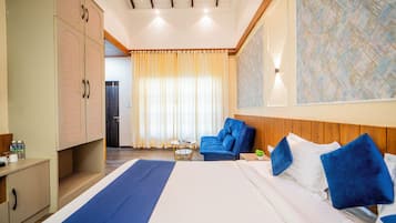 Family Double Room | Free WiFi