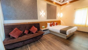 Family Double Room | Free WiFi