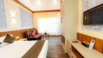 Family Double Room | Free WiFi