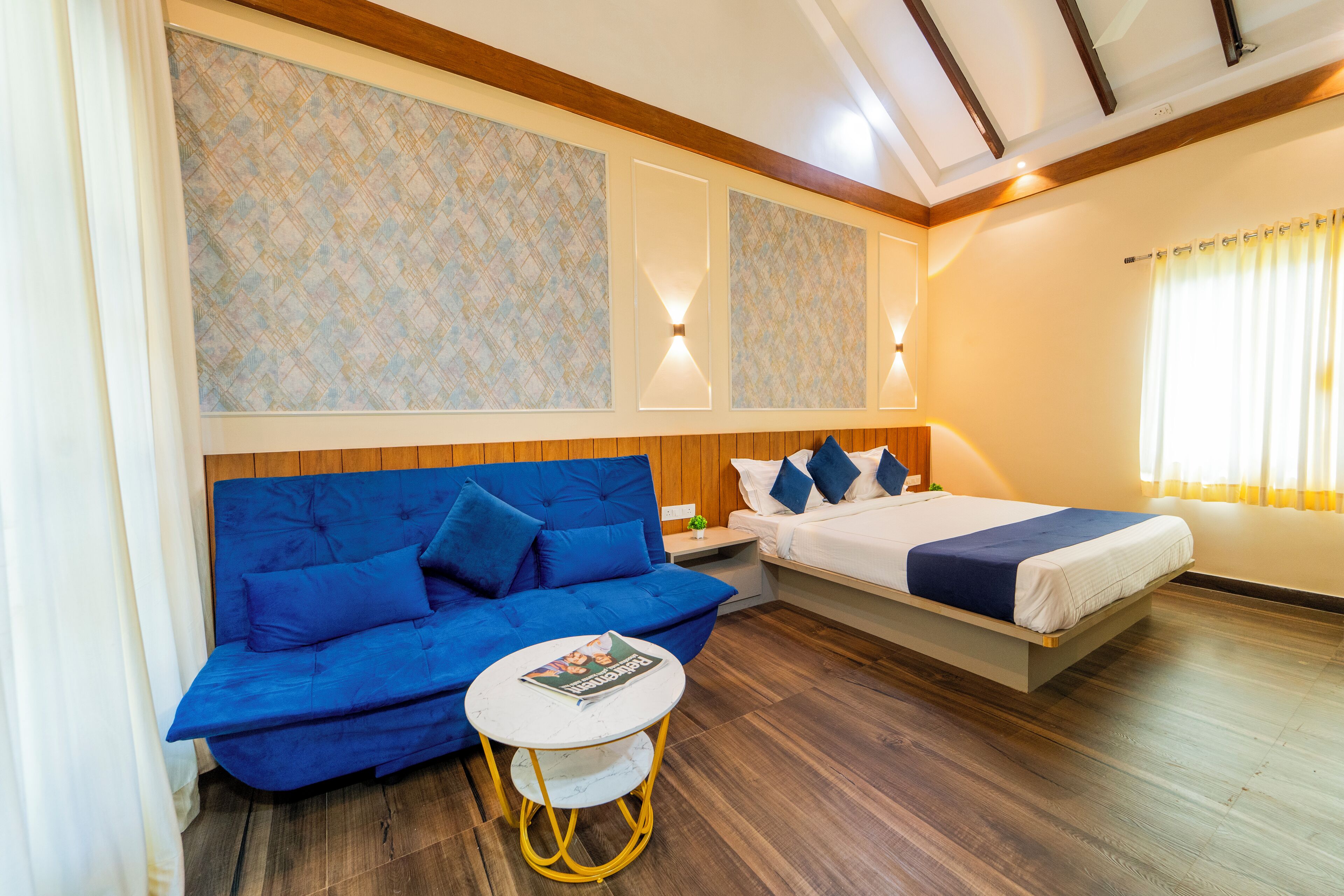 Family Double Room | Free WiFi