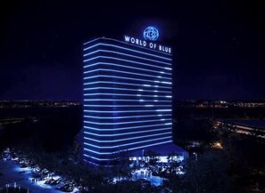 Exterior - FIFA World Cup King Room w/ Shuttle to MetLife (East Rutherford)