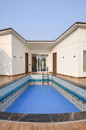 Piscina. Wise One Choice