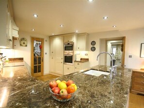 غسالة أطباق، مستلزمات طهي/أطباق/أوعية