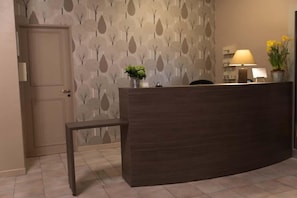 Reception - Hostellerie de l'Abbaye du Thoronet (Le Thoronet)