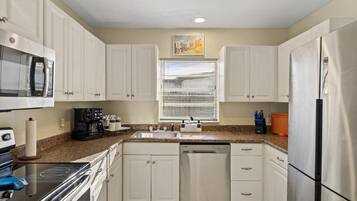 4 bedrooms, Internet