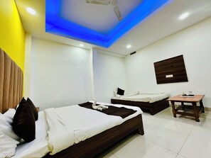 Room - Kanha Gold (Bhopal)