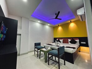 Deluxe Double Room - Kanha Gold (Bhopal)