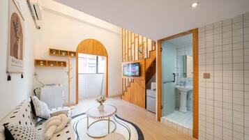 Economy Apartment | Free WiFi