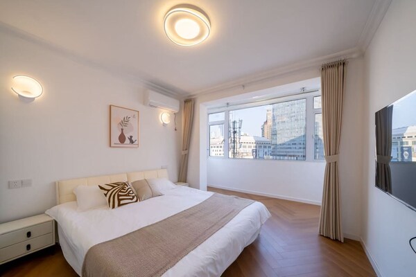 Book And Bed - East Nanjing Road - 上海