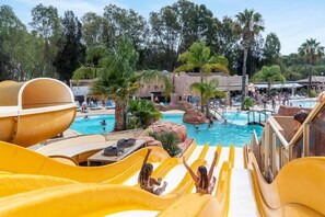 Pool - New air-conditioned mobile home for 8 people at a 4-star campground 300 meters from the beach in Hyères (Hyères)