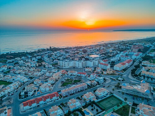Villa with Pool and BBQ in Galé, Albufeira
