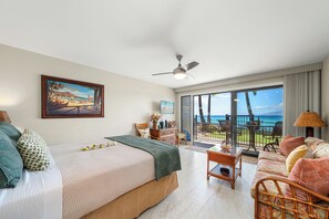 Room - Seashore Stunning Studio with AC!! (Lahaina)