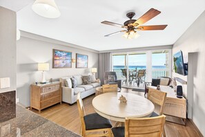 Smart TV - Decorated in Style, Bathed in Sunset Glow (Lahaina)