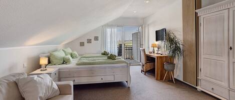 WiFi, bed sheets