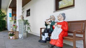 Enceinte de lâhĂ©bergement