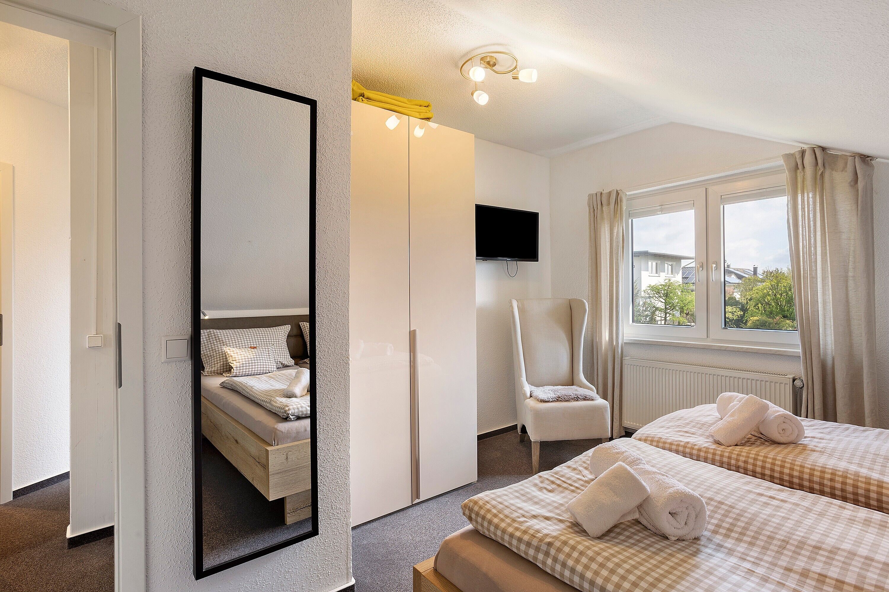 Bügeleisen/Bügelbrett, WLAN, Bettwäsche