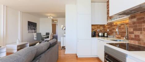 Apartment | 2 bedrooms, Internet