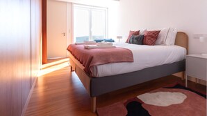 House, Accessible | 3 bedrooms, Internet - Lux River City Views Garage (Lisbon)