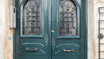 Apartamento | 4 dormitorios y Internet