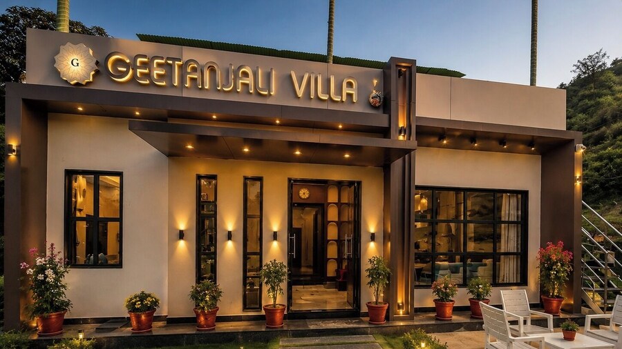 HOTEL GEETANJALI