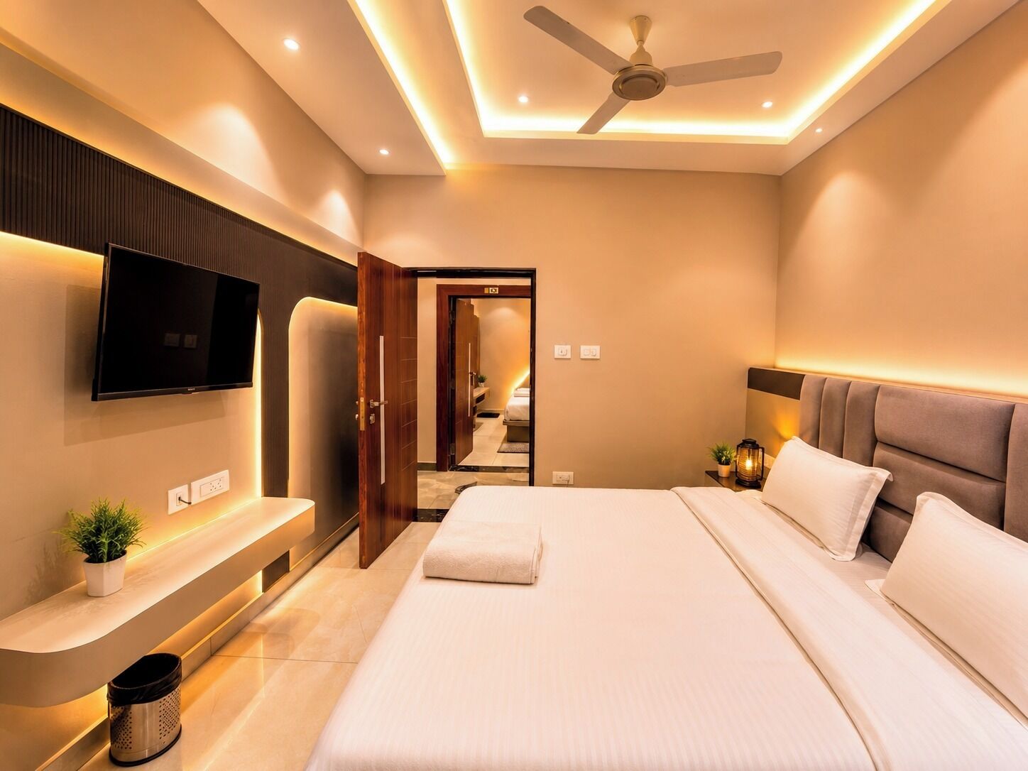 Quarto luxo | Cortinas blackout, Wi-Fi de cortesia