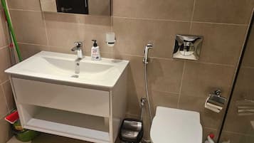 مناشف، صابون، شامبو