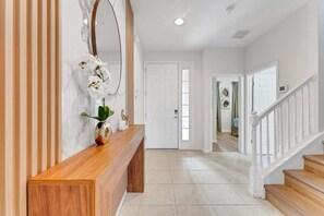 House, 5 Bedrooms | Interior - 2311vd-providence 5 Bedroom Home (Davenport)