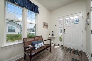 Interior - 4 Bedroom Townhome In the Grove Community! Close to Fenwick Island and Ocean City Beaches, Community Pool, Free WIFI! (Selbyville)
