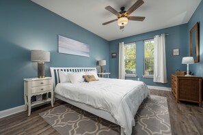 4 bedrooms, free WiFi, bed sheets - 4 Bedroom Townhome In the Grove Community! Close to Fenwick Island and Ocean City Beaches, Community Pool, Free WIFI! (Selbyville)
