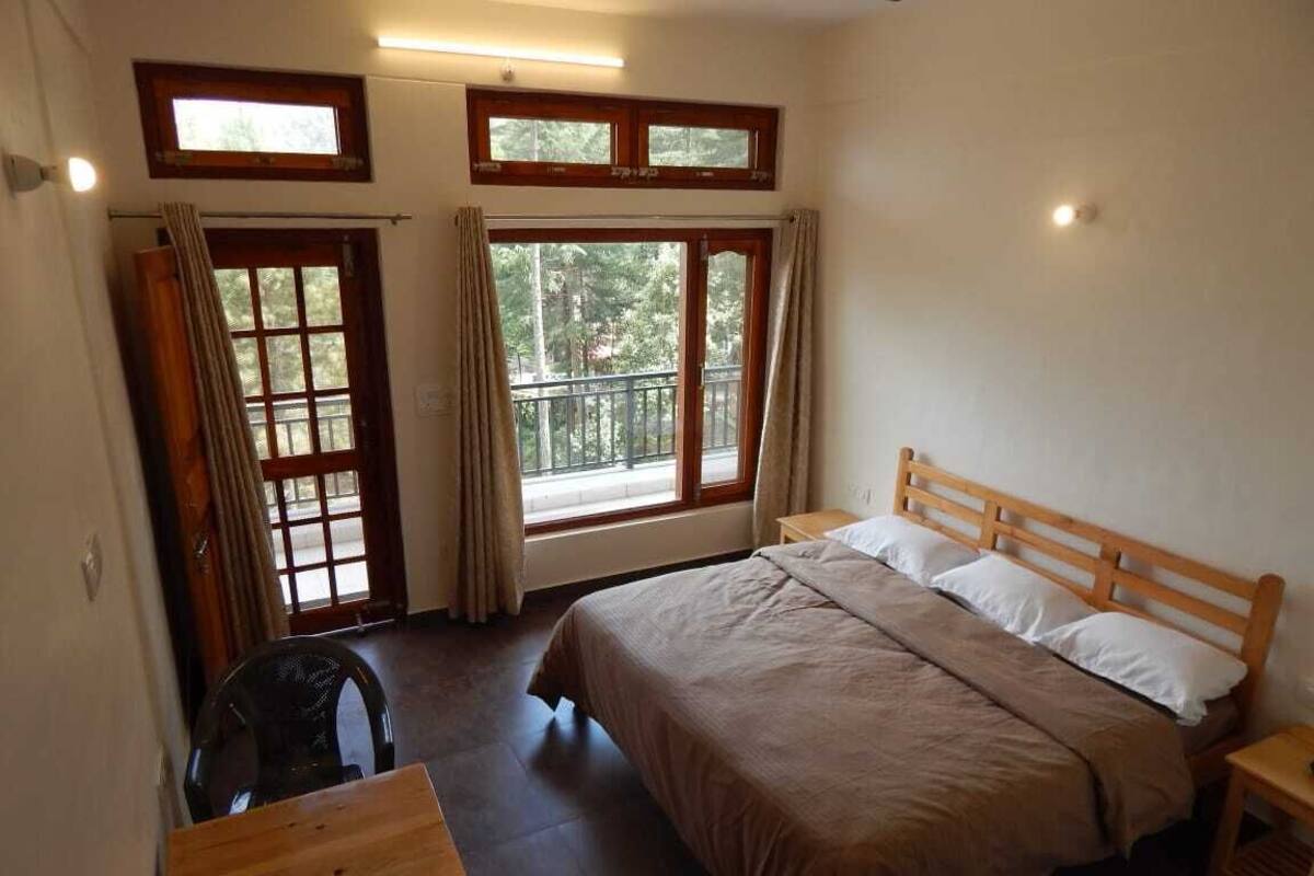 Standard Double or Twin Room, Balcony, Hill View | In-room safe, iron/ironing board (on request), WiFi (free)