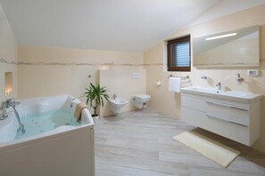 Villa, 4 Bedrooms, Private Pool | Bathroom - Villa San Martino With Heated Pool , Outside Jacuzzi & Hydromassage Bathub (Sveta Nedelja)