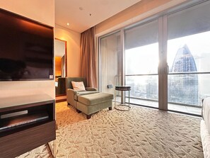 TV - Durrani Homes - Kempinski The Boulevard Dubai Mall (Dubai)
