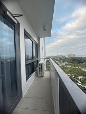 Property grounds - Charming studio with AC in welcoming Lapu-Lapu beachside (Lapu-Lapu)