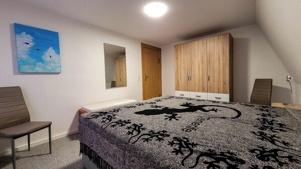 2 bedrooms, iron/ironing board, free WiFi, bed sheets - Quietly located vacation apartment in idyllic surroundings - relaxation guaranteed (Groß Lindow)
