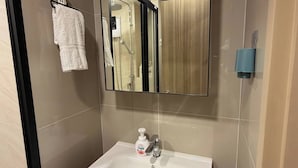 Unclassified image, 4 of 33, button - Room-phuket, Best Location, Full Furnish (Wichit)